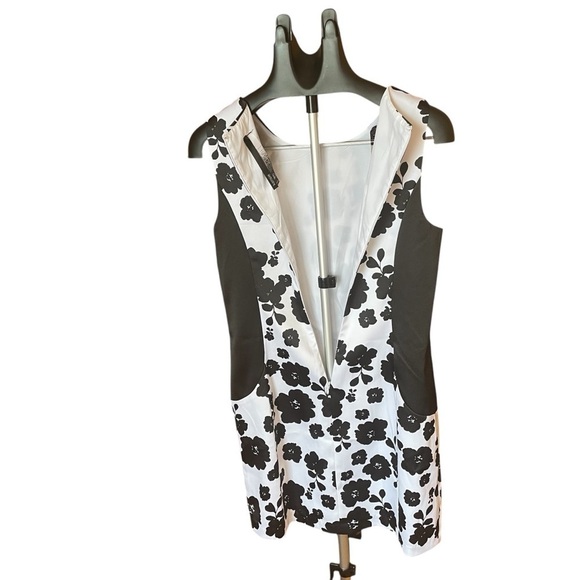 Kensie Floral Black and White - size Large. Zipper Back-Lined. - Picture 3 of 9